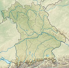 Mapa konturowa Bawarii, blisko lewej krawiędzi u góry znajduje się punkt z opisem „miejsce bitwy”