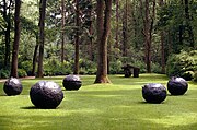 Concetto spaziale natura van Lucio Fontana (september 1990)