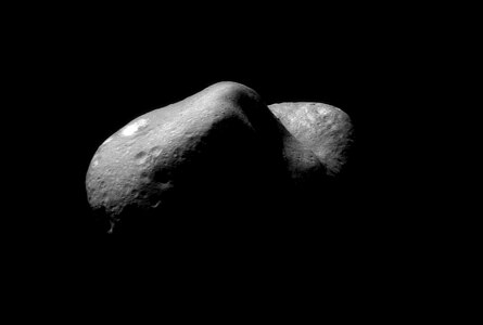 Eros Asteroidi (Üreten: NASA)