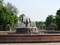 Fountain on Bolotnaya Square (1948), one of the few fountains built in the Stalin era.