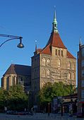 Marienkirche in Rostock, Chor des Querschiffs und Westbau des Hauptschiffs