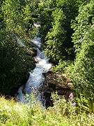 Eiteråa passing beneath a bridge at E6