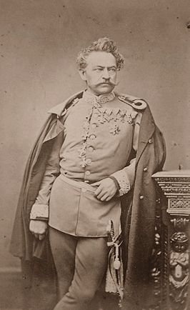 Portret van Karl Theodor Maximilian August Prins van Beieren, Generalfeldmarschall en lid van de Beierense Rijksdag.