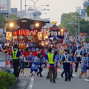 Paradewagen beim Nagoya Port Festival