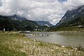 die Salzach bei Werfen mit Hagengebirge, Festung Hohenwerfen und Tennengebirge im Hintergrund