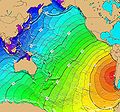 Zeitliche Ausbreitung (Linienabstand entspricht 1h) des Tsunamis über den Pazifik.