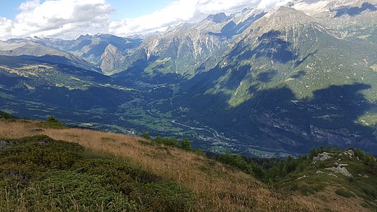 Blick hinunter in die Valle di Blenio.