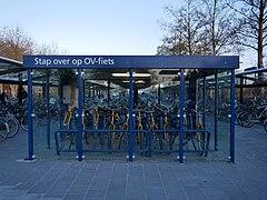 Duiven, Fahrradstation für OV-fietsen am Bahnhof Duiven