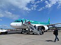 Az Aer Lingus Airbus A320-200-asa a belfasti nemzetközi repülőtéren