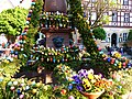 Osterbrunnen in Neustadt a.d. Aisch (von Brücke) – hier für dieses Bild stimmen