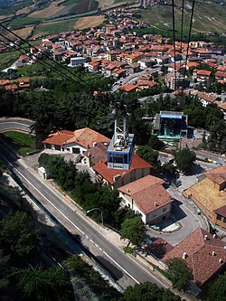 A Monte Titanóra vezető kötélpálya San Marinóban