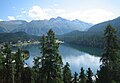 Vista dall'alto del lago.