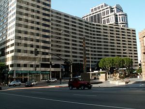 Wilshire Grand Hotel, 2006