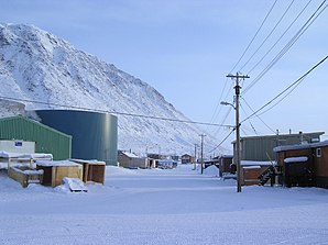 Zentrum von Grise Fiord (März 2004)