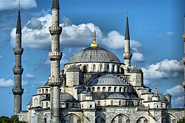 Hierarchie: Die nach Größen gestaffelten Kuppeln auf der Sultan-Ahmed-Moschee
