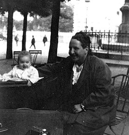 Gertrude Stein met Jack Hemingway in Parijs