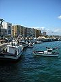 Algeciras'tan şehir manzarası ve şehrin limanı