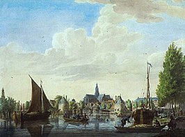 De waterpoort die het Spaarne richting het centrum afsloot bij een bedreiging, links is de Goe Vrouwtoren te zien, waar later molen De Adriaan boven op gebouwd is, rechts is de Zanderstoren te zien.