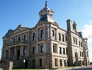 Harrison County Courthouse in Cadiz, gelistet im NRHP mit der Nr. 74001524[1]