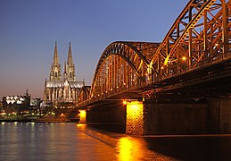 Hohenzollernbrücke, in Cologne, by Thomas Wolf