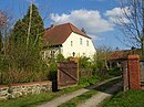 Pfarrgehöft, bestehend aus Pfarrhaus, Stall, Remise und Scheune