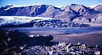 Die aktive Stauchmoräne des Thompson-Gletschers im Juli 1988