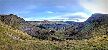 Summit of Lugduff and its western slopes, from the Fraughan Rock Glen