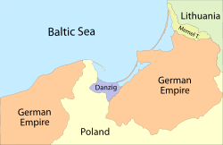Almanya ve Polonya ile çevrelenen Danzig