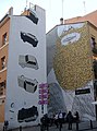 Valencia 2011. Das nebenstehende Auto-Mural stammt von dem spanischen Künstler Escif.