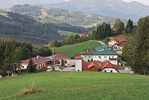 Gegend von Oberschlierbach, Blick über das Ortszentrum