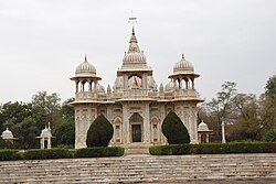 Scindia cenotaphs, Shivpuri