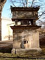 Raised sarcophagus tomb (Adolf Szabóky), Fiumei út cemetery