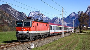 1144 019 im aktuellen Betriebszustand unterwegs auf der Salzkammergutbahn