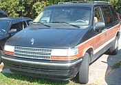 Plymouth Voyager LE