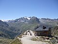 Il rifugio Federico Chabod.