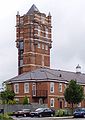 Zum Wohnturm umgebauter Wasserturm in Netherne-on-the-Hill