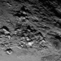 New Horizons'un Plüton'daki sırla Norgay Montes'ten çektiği resim