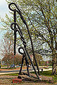 Monument (1987) ter gedachtenis aan de dwangarbeiders in KZ Hannover-Stöcken