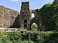 Burg Ardeck Aufgang zur Schildmauer und Torgebäude