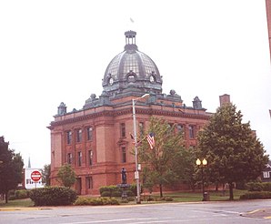 Das Grant County Courthouse in Lancaster, seit 1978 im NRHP gelistet[1]