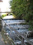 Abschlag eines Mühlkanals (oberhalb Gerinne rechts, Klemmbach)