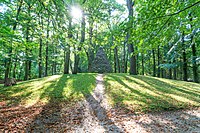 Das Denkmal auf dem Hügel