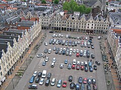 Arras: Parkeren op de Petite Place