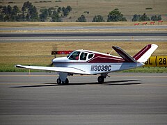 F) Beechcraft Bonanza 35 mit V-Leitwerk