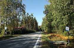 Bus stop in Kilksama