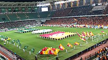 Galatasaray ile Fenerbahçe arasındaki 2013 Türkiye Süper Kupası (üstte) ile Galatasaray ile Akhisar Belediyespor arasındaki 2018 Türkiye Süper Kupası maçı öncesinden birer görünüm