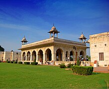 Delhi - Unesco Dünya mirası listesinde yer alan "Red Fort".