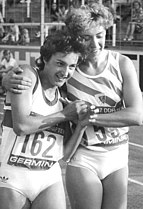 Bronzemedaillengewinnerin Sabine Rieger (rechts)