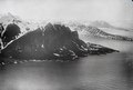 Alkhorn mit Ymerhafen und Nordfjord von Süd-Westen aus 600 m Höhe