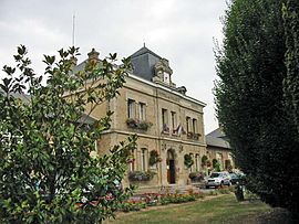 The town hall in Gargenville